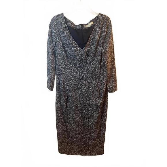 Michael Kors Dresses & Skirts - Michael Kors Collection Black Ivory Dress V Neck Long Sleeve Stretch Size 12